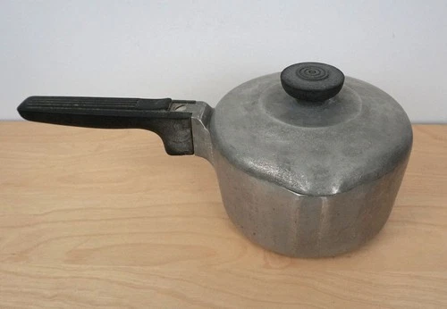 Vtg Wagner Ware Sidney -O- Magnalite 4681 1/2 P Sauce Pan 1 1/2 Qt With Lid