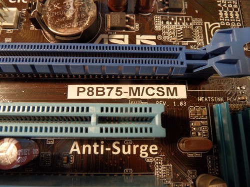 Scheda madre ASUS P8B75-M/CSM con CPU i5-3330 e scheda posteriore 16 GB 1155 - Foto 7 di 12