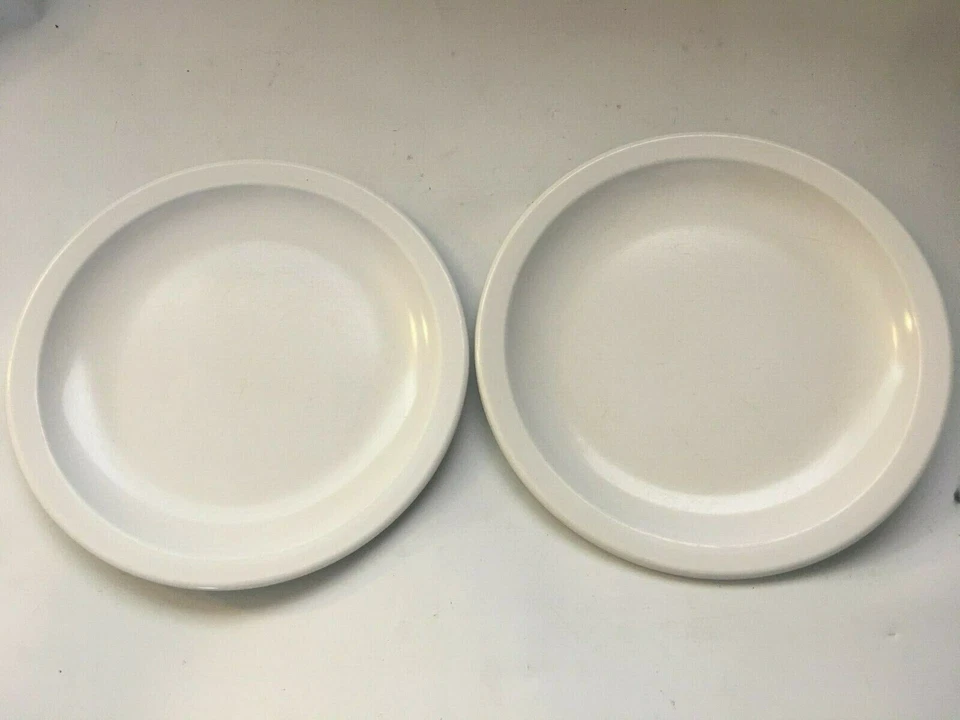 Vintage Texas Ware 2 Plates Melamine White Dishware Kitchen Ware - Image 2 of 4