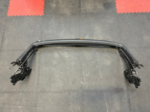Door wind deflector