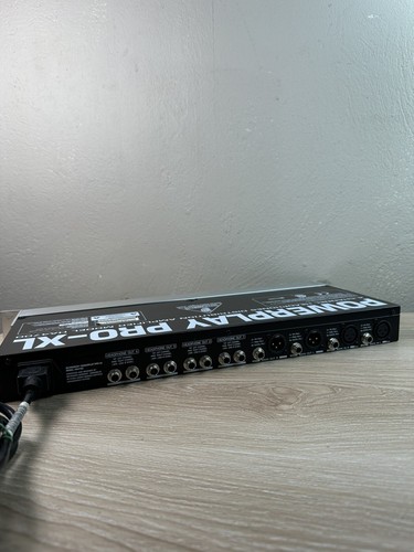 BEHRINGER POWERPLAY PRO-XL 4 CHANNEL HEADPHONE DISTRIBUTION AMPLIFIER HA4700 - Picture 9 of 11
