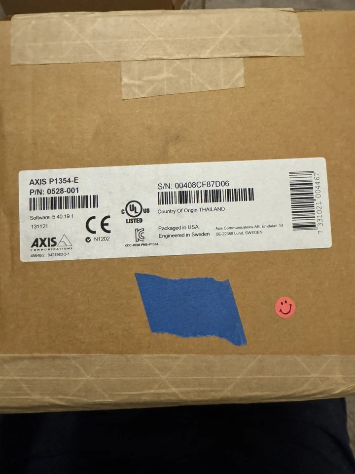 Axis P1354-E HD Outdoor IP Security Camera 0528-501-01 W/ Cover and Mount - Image 4 of 4