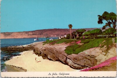 La Jolla Resort Community Boat Beach Scene California Vintage Postcard Spc17