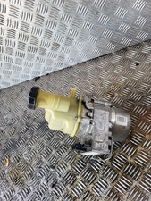 Pompe direction assistée Dacia SANDERO