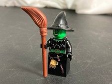LEGO 8684 Collectible Minifigures Series 2 Witch Green