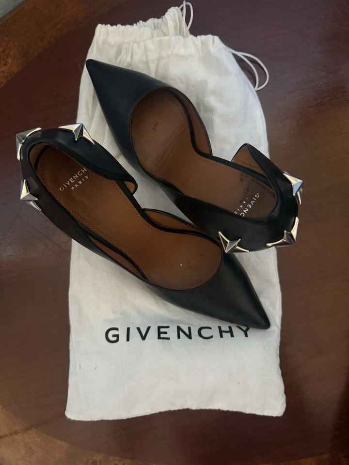 Pre Owened , Givenchy Black Leather Stiletto Heels Size U.S. 6.5 - Image 2 of 4