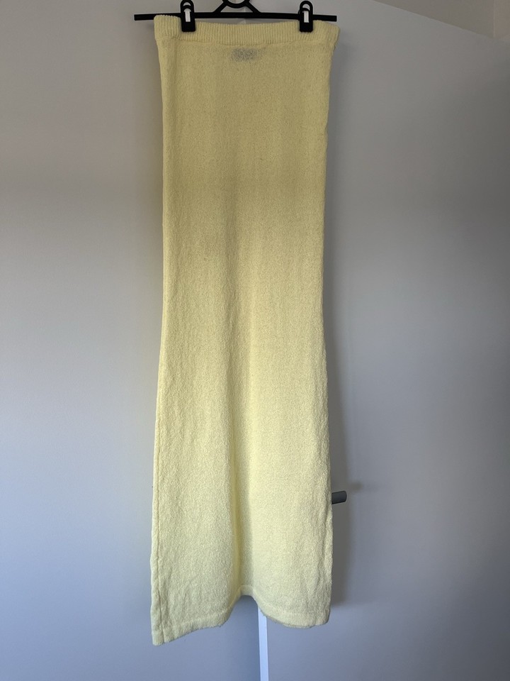 White Fox Stretchy Knit Maxi Skirt / Yellow / Size Small 
