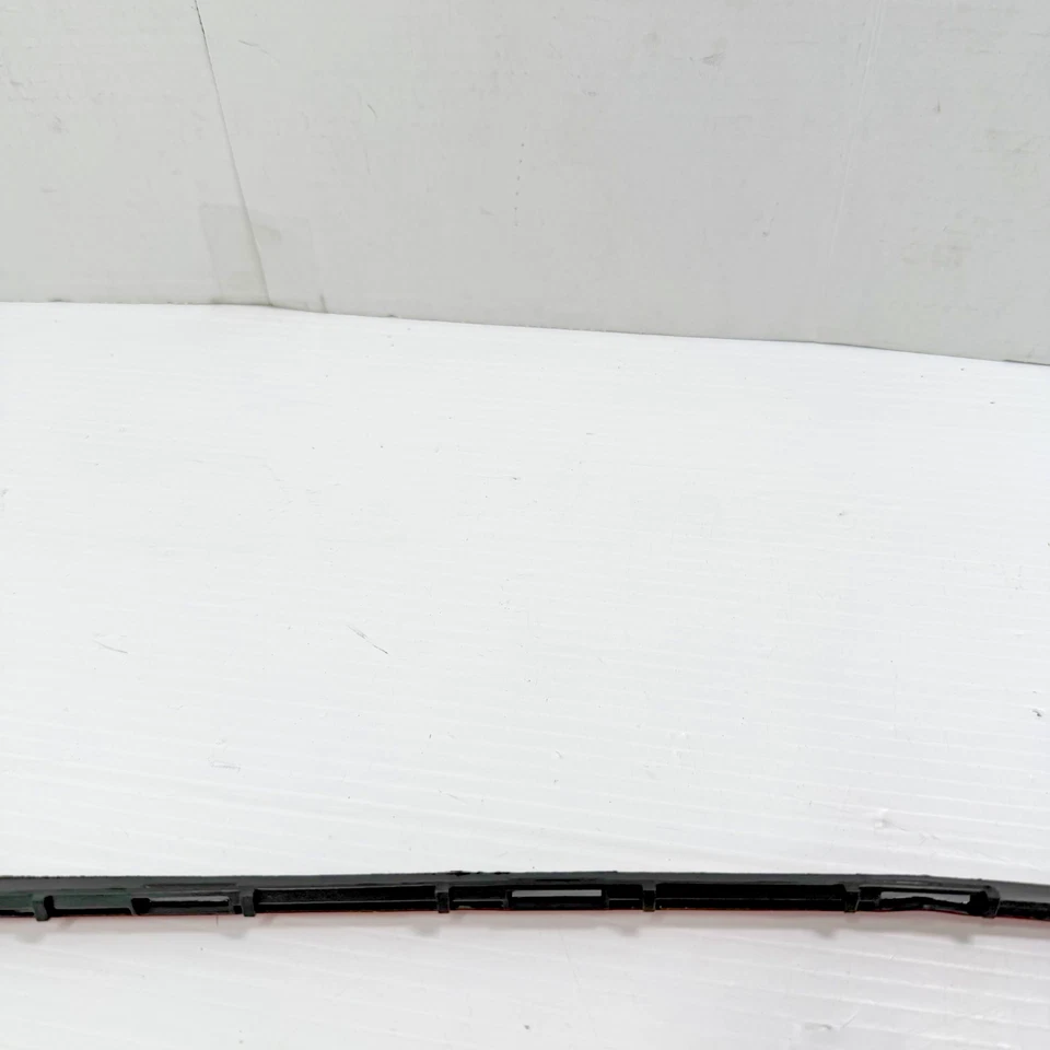 Nuevo parabrisas derecho Ford Fiesta 2011-2019 moldura Be8z-5403178-A OEM Foto 4 de 4