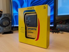 Vintage New Sony Sports SRF-8 AM/FM Walkman Analog Radio Box