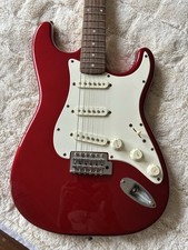 Squier Strat by Fender Chitarra elettrica 6 corde, destrorsa, con custodia