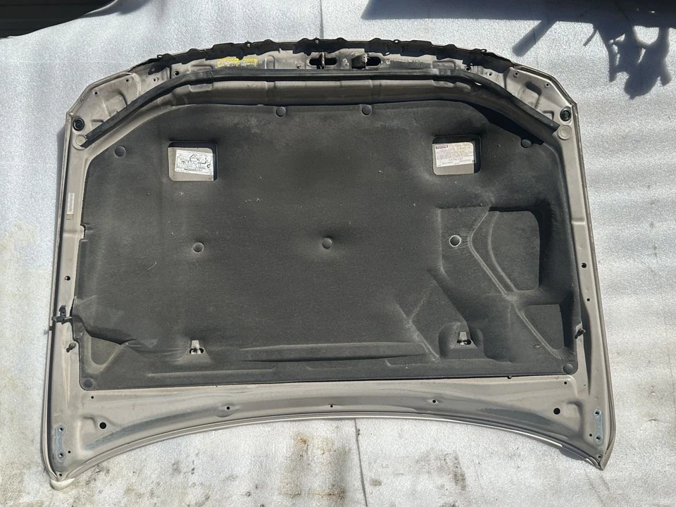 2004 TOYOTA AVALON HOOD PANEL 4Q2 DESERT SAND Foto 4 de 4