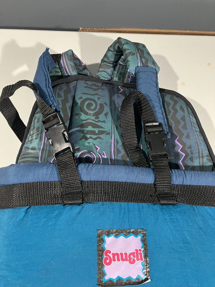 Portabebés Snugli Vintage Suave Acolchado Ajustable Doble Cara Colorido Foto 2 de 4