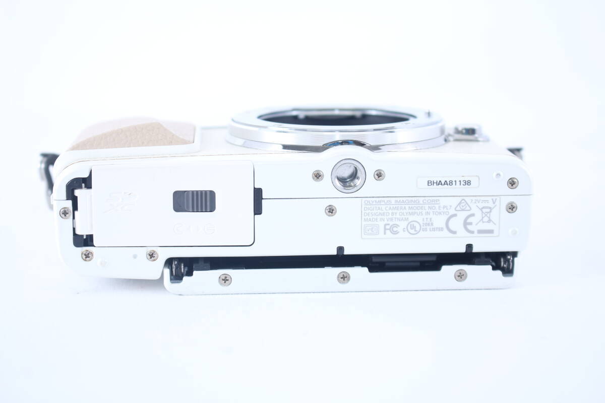 Near MINT】Olympus PEN Lite E-PL7 16.1MP Digital Mirrorless Near MINT】Olympus PEN Lite E-PL7 16.1MP Digital Mirrorless