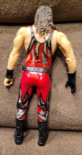 WWE Kane R3 Tech Mat Fighters Wrestling Figure Jakks 2002 w/ Chain - Picture 6 of 7