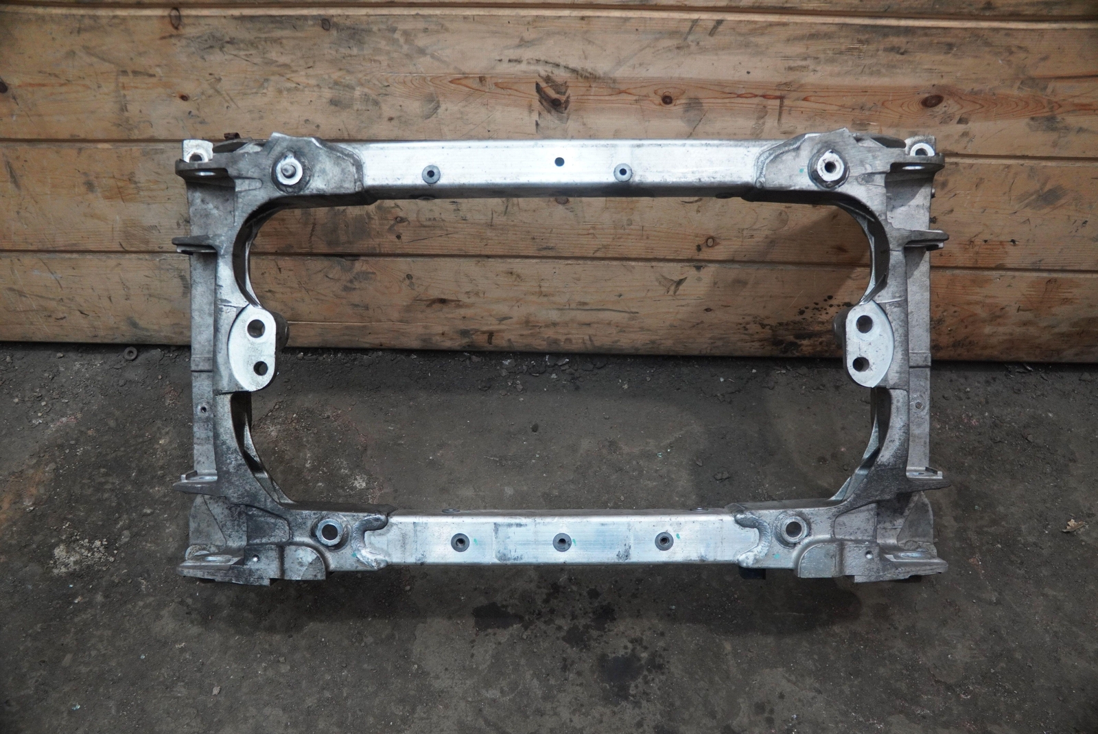 Front Subframe Cradle Crossmember 670003565 Maserati Quattroporte Q4 M156 14-16