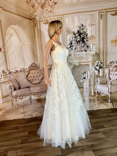 Lace Appliques A-Line No Train Ivory Bridal Wedding Gown Josephine US Size 8 - Picture 3 of 5