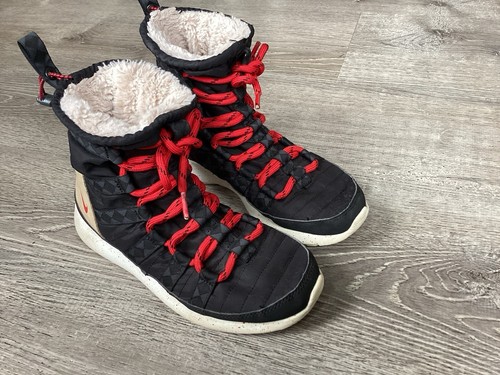 Nike Roshe Run Womens Size 6.5 Ankle Sneaker Faux Fur Boots 616724-002 Black/Red - Picture 2 of 12