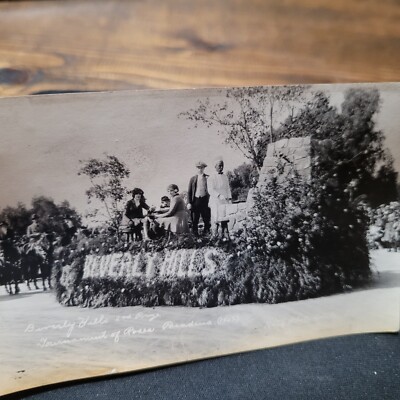 1923 TOURNAMENT Of ROSES PARADE FLOAT - RPPC - City Beverly Hills - 2nd Prize