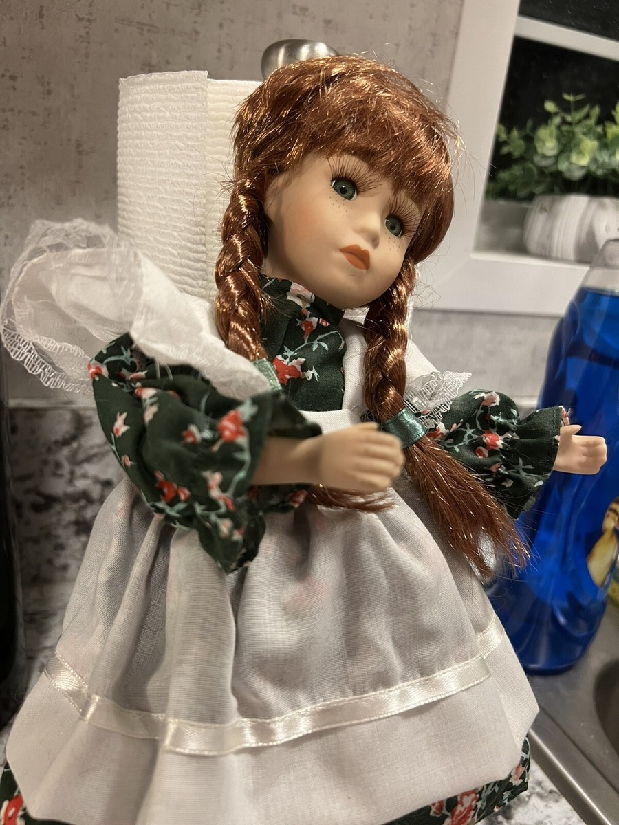 VINTAGE Anne of Green Gables 12