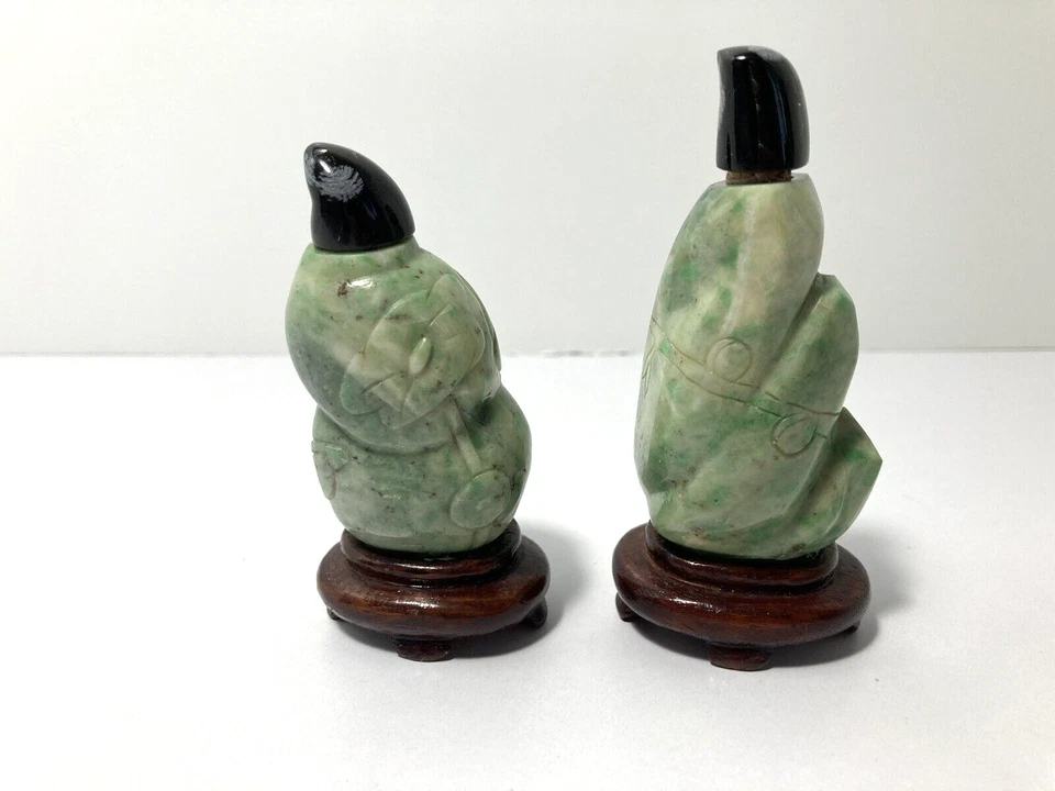 Par de botellas de tabaco de jadeíta genuina de colección con tapas de obsidiana de copo de nieve Foto 4 de 4