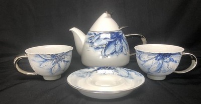 LEANDER Czech Republic Porcelain Hand Painted Teapot 2 Cups & 1 Saucer