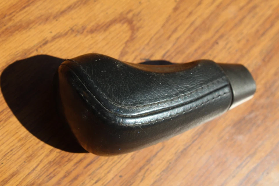 OEM 2004-2015 Nissan Titan Armada Shifter Knob Automatic Gear Shift Leather - Image 3 of 4