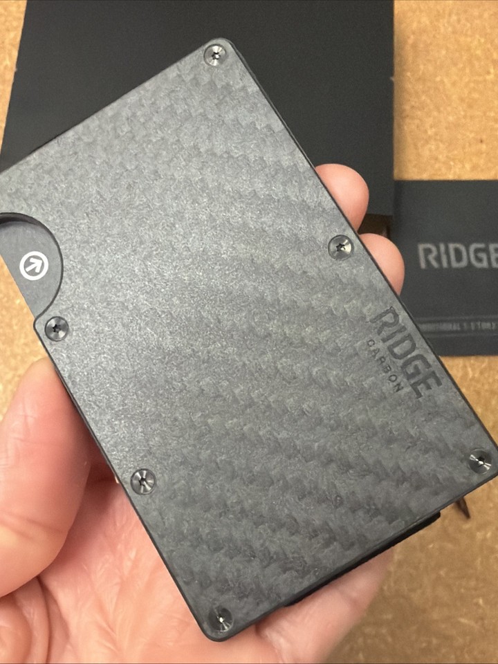 The Ridge Wallet Slim RFID Blocking Wallet 3K Cash Strap Carbon Fiber ...