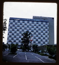 HILTON Hotel W. BERLIN Germany - 1961 Stereo Realist 3D Slide #1136