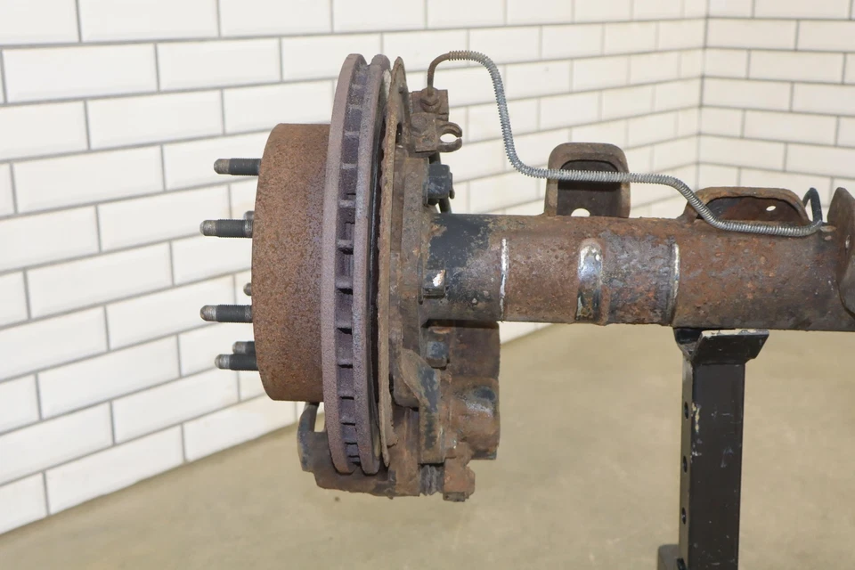 01-07 Chevy Silveardo 1500HD OEM Rear Axle Assembly 3.73 GT4 Lot Tested Foto 4 de 4