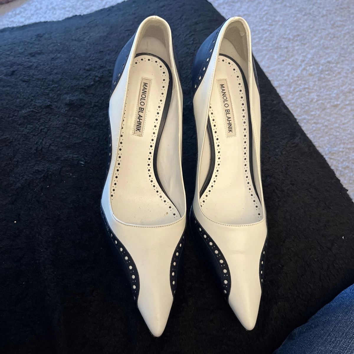 Manolo Blahnik 39 for sale - eBay