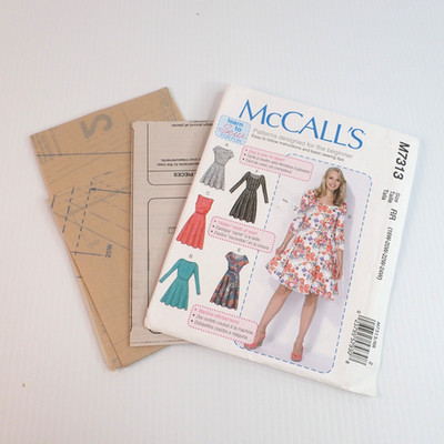 McCalls M7313 Learn to Sew Women's Dress  18 To 24 Plus Size Pattern UNCUT