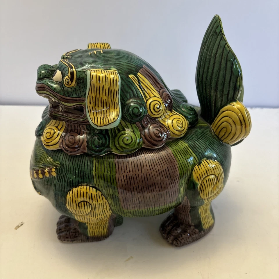 Vtg Chinese Ceramic Green Temple Lion Fu Foo Dog Jar/burner  w/Detachable Head - Image 4 of 4