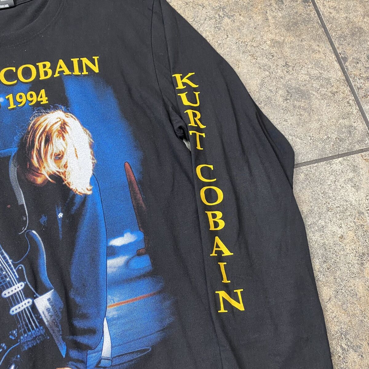 RARE VTG 90's 00's Kurt Cobain Nirvana Band Long Sleeve T RARE VTG 90's 00's Kurt Cobain Nirvana Band Long Sleeve T