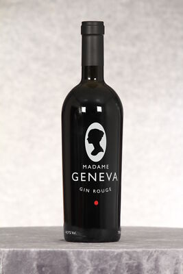 Madame Geneva Gin Rouge 0,7 ltr. (42,71 EUR/l)