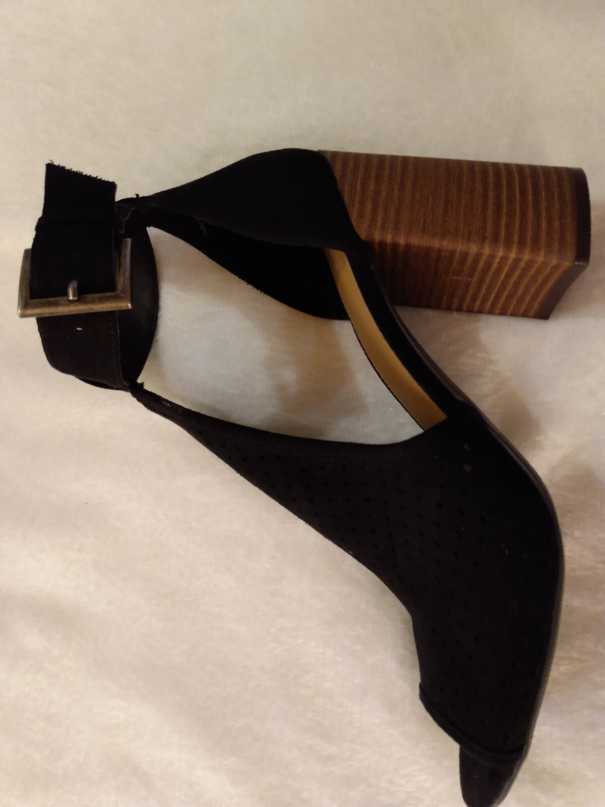 Universal Thread Women's Black Microsuede Ankle S… - image 20