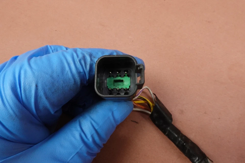 2000-2006 Harley Davidson FLSTFI Fat Boy RIGHT CONTROL START STOP SWITCH - Image 2 of 4