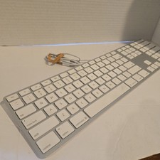 Genuine Apple A1243 Wired Mac Standard USB Keyboard w/ Numeric Keypad