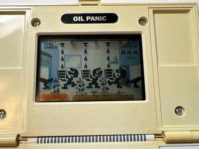 NINTENDO GAME AND & WATCH Oil Panic Multi Screen 1982 Direct From