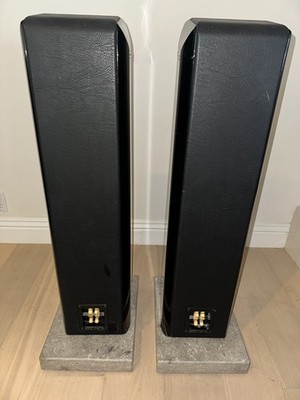 Sonus Faber Concerto Grand Piano Speakers + Original Stone