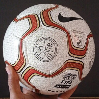 NEW NIKE UEFA CHAMPIONS LEAGUE GEO MERLIN FIFA APPROVED OFFICIAL