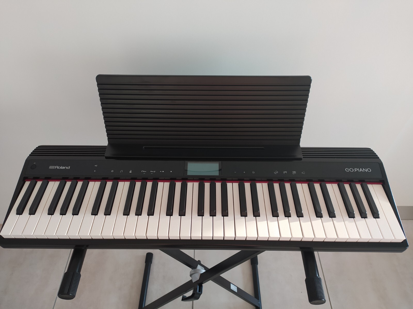 Roland GO:PIANO clavier 61 touches compact pour apprendre le piano chez soi