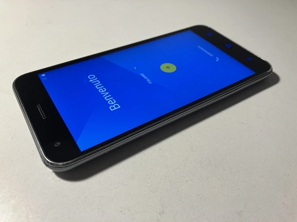 Smartphone Vodafone Smart Ultra 6 4G by ZTE con Blocco Google - Immagine 4 di 4