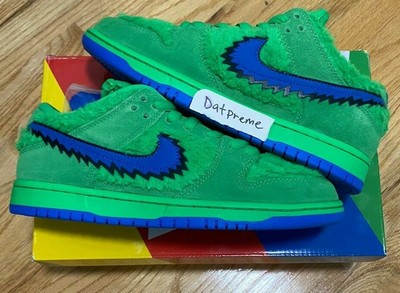 green bear nike sb