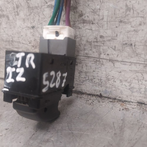 W5J02 interruptor elevalunas trasero izquierdo chevrolet lacetti cdx 2005 225094 - Imagen 2 de 5