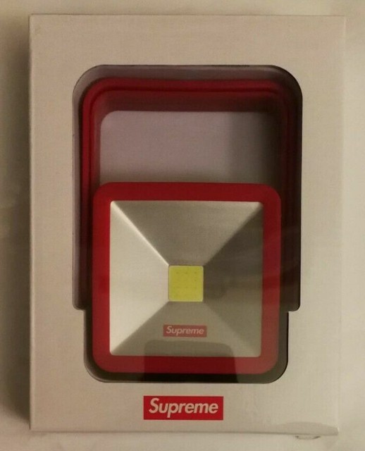 Supreme Magnetic Kickstand Light Bike