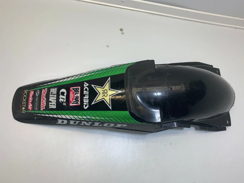 03-04 Guardabarros trasero Kawasaki KX125 2003  Foto 3 de 4