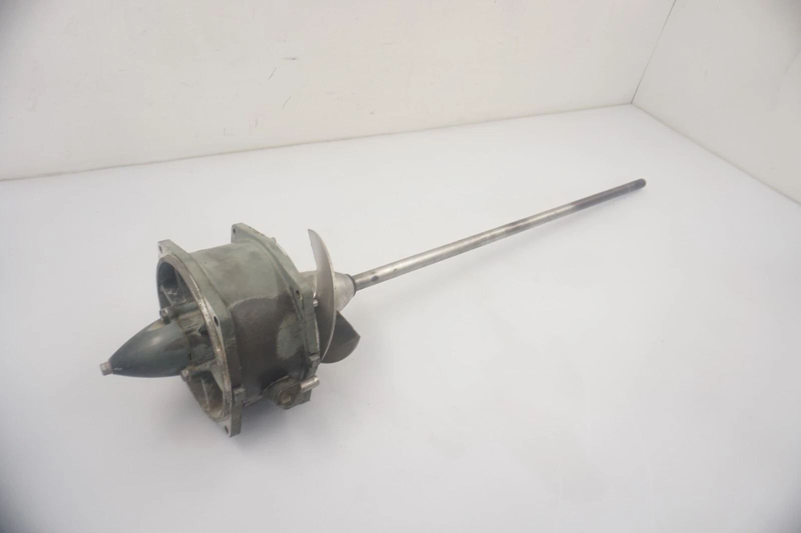 1995-1996 Yamaha OEM Jet Pump Impeller Driveshaft Ass'y WaveVenture Freshwater