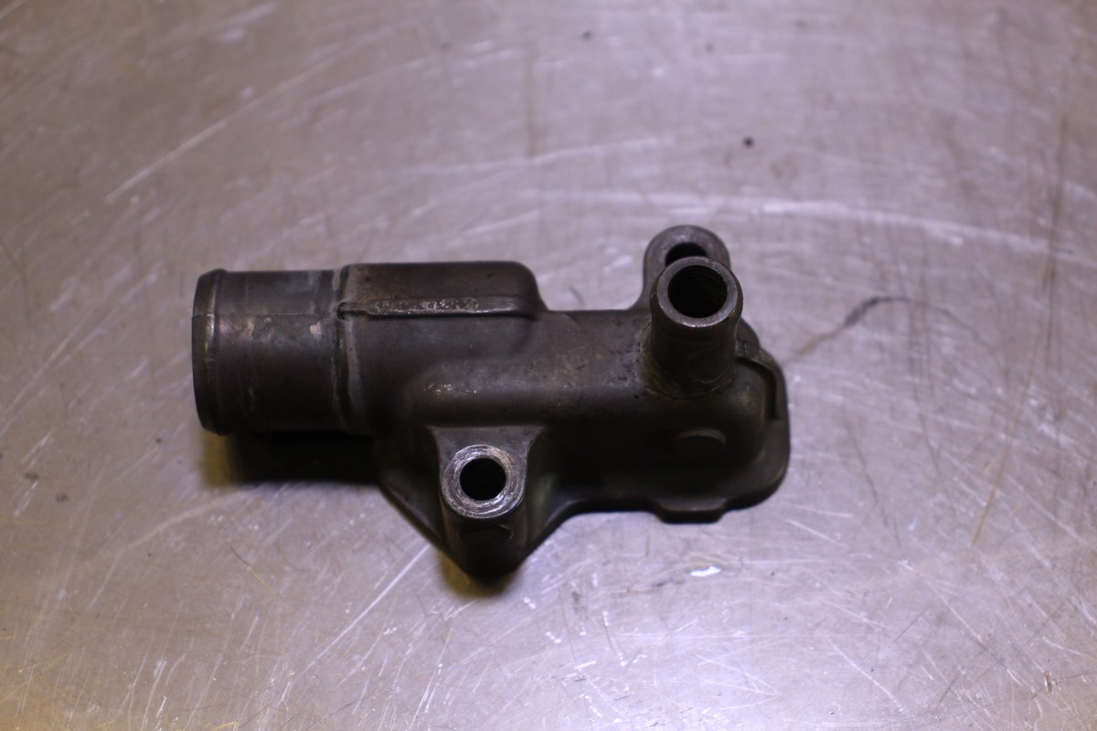 05-06 Kawasaki Zx6r 636 Engine Coolant Inlet Outlet Cover Hose | eBay
