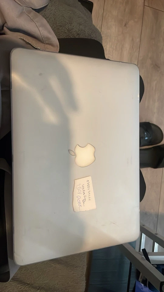 Apple MacBook Pro Retina 13-inch Early 2015 A1502, photo 2 of 4