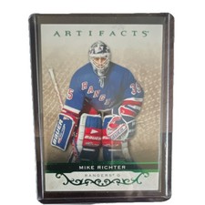 Upper Deck 2021-22 Artifacts Legends Mike Richter Rangers NHL Card Green #156